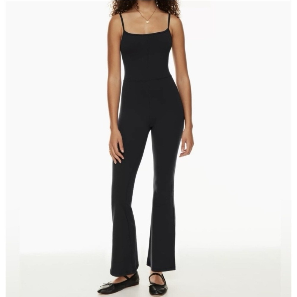 Aritzia Wilfred Divinity Jumpsuit Small Kick Flare Casual Athleisure Black